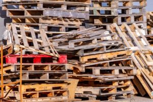 damaged pallets