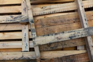 repairing pallets